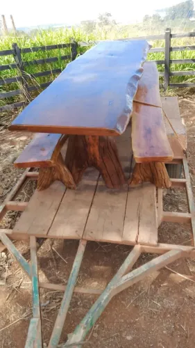 MESA A PRONTA ENTREGA 2,5 METROS