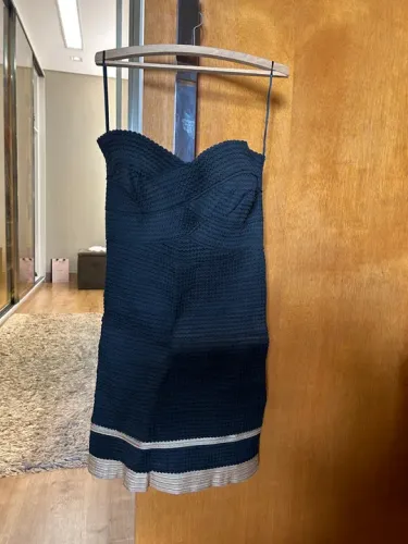Vestido tomara que caia de bandagem