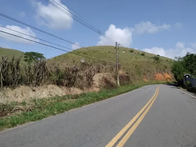 Vendo esta ótima área com aproximadamente 181mil m2 as margens da rodovia Mendes X Piraí
