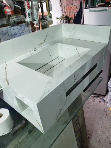 Pia esculpida em porcelanato... trabalho com garantia..