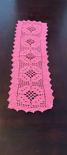 Trilho de Mesa de Crochê