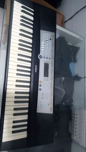 Teclado Yamaha Psr 2100 RETIRADA DE PEÇAS