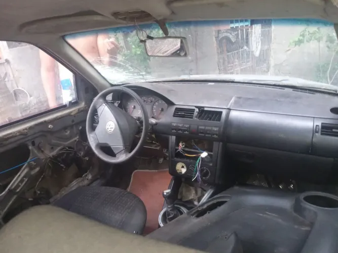 Volkswagen Gol Geração III Ouro 1.0 MI 16V Gasolina Mec. 2P 2001