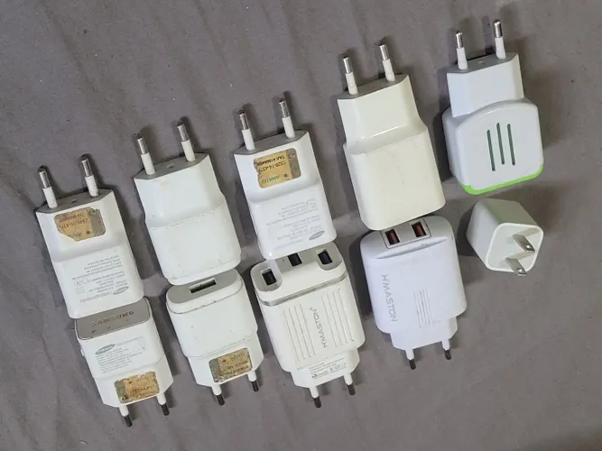 Carregadores de Celular - Diversos Modelos - Usados