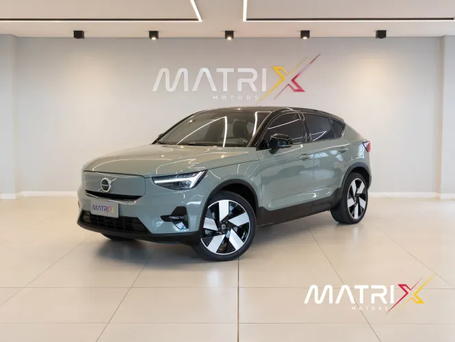 Volvo C40 Recharge Pure Eletric (elétrico) 2022