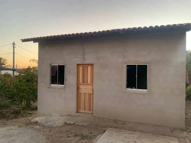 Casa recém construída na santa Quitéria por 45 MIL TEMOS CONVERSA OFERTA