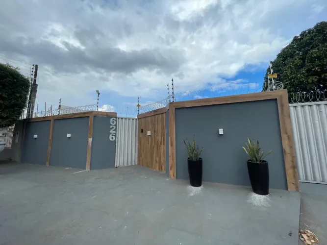 Aluga se casa no caçari