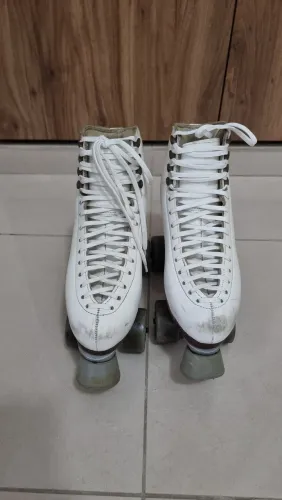 Patins Clássicos Brancos n° 37