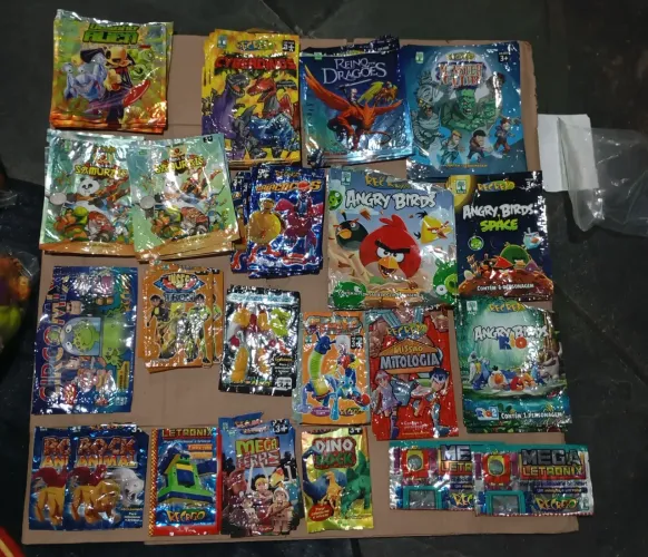 Embalagens coleções recreio diversas