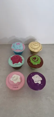 6 bonecas cupcakes - COLEÇÃO COMPLETA