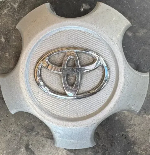 Calota de Roda Avulsa Toyota Hillux