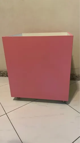 Cesto Organizador Rosa com Rodinhas - Decoração e Organização