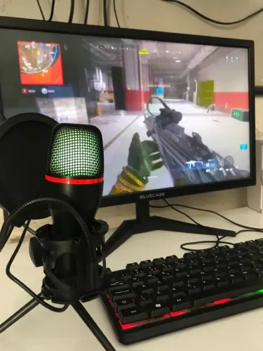 Microfone de mesa Gamer