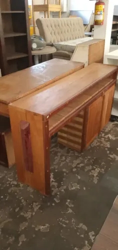 Rack de peroba maciça