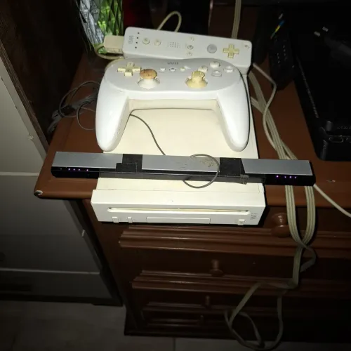 Wii branco desbloqueado com jogos os controles precisam de manutenção