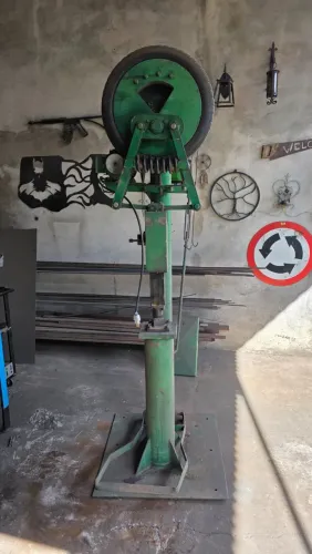 Martelete cutelaria e forjaria