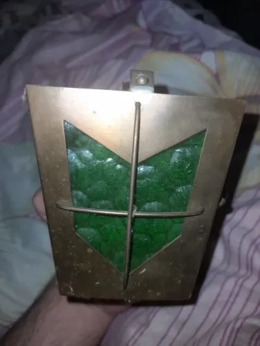 Boju de abajur vitoriano anos 50 feito de bronze com vidros originais coloridos 