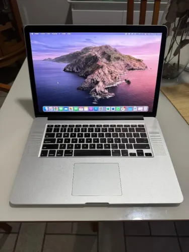 MacBook Pro 15" (Late 2013) i7, 8GB RAM, 256GB SSD