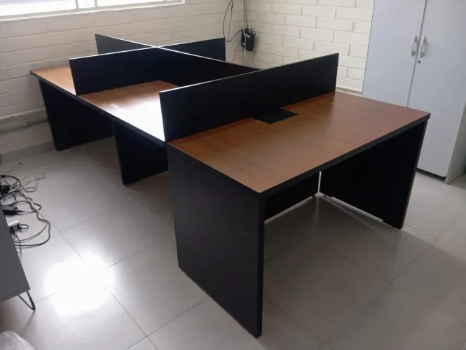 ESTAÇÃO DE TRABALHO RETA 5 POSIÇÕES ** ***LEIA O ANÚNCIO