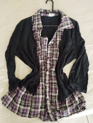 Camisa Feminina com detalhes Xadrez