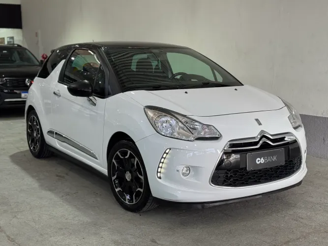 Citroen DS3 Sport Chic 1.6 TB 16V 3P Mec. 2015