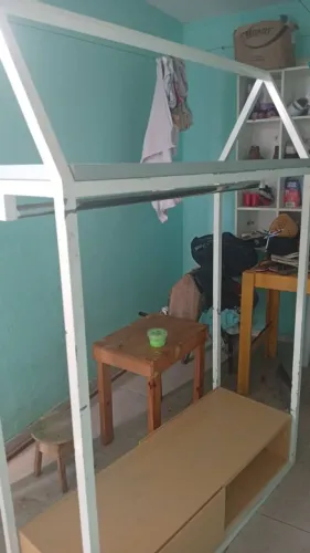 Arara para loja infantil