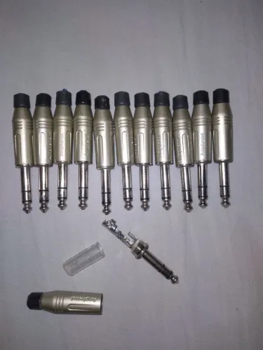 Conectores p10 priginais Amphemol. Astralianos. Otimo estado. Os 12 por 150