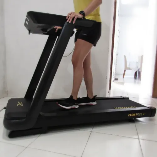 Esteira Reebok Floatride FR20 em estado de nova