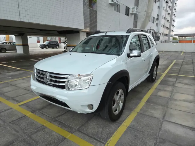  Duster 2.0 Dynamique 2014/14 Flex Manual 4x2 com 79 mil km # particular # financia #