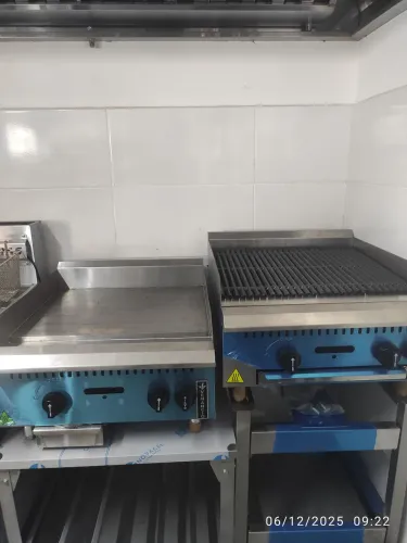 Bh Chapa industrial broiler ou lisa 
