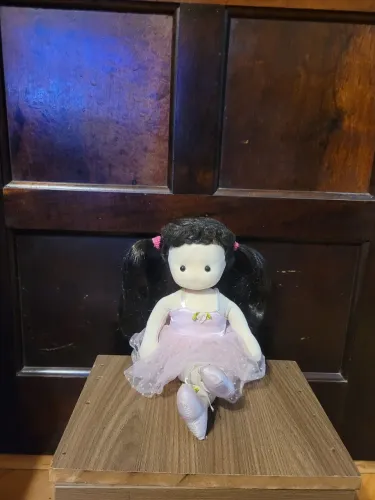 Vendo boneca bailarina toca música 