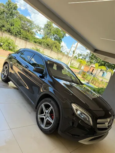 Mercedes-Benz GLA 200 Adv. 1.6/1.6 TB 16V Flex Aut. 2016