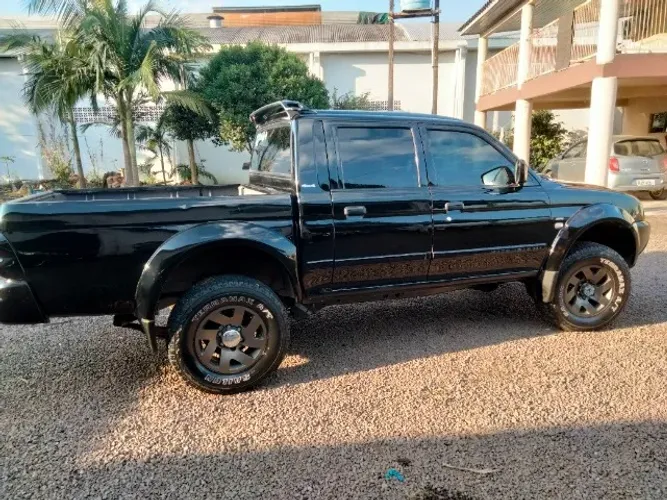 Mitsubishi L200 Sport HPE 2.5 4X4 CD DTI Dies. Aut. 2006