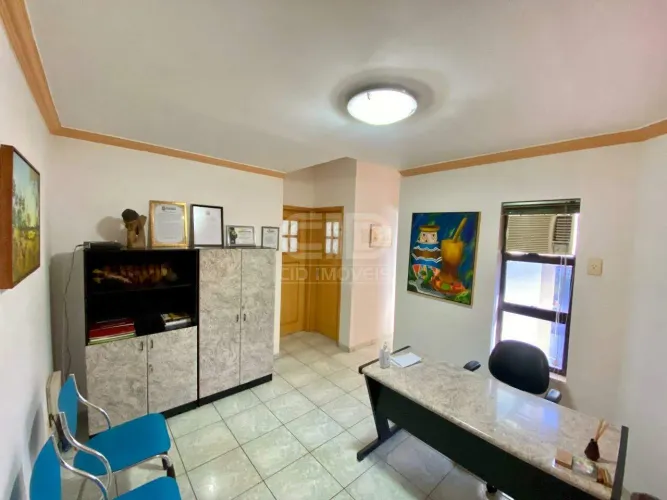 Sala Comercial À Venda Mobiliada no Centro Empresarial Cuiabá