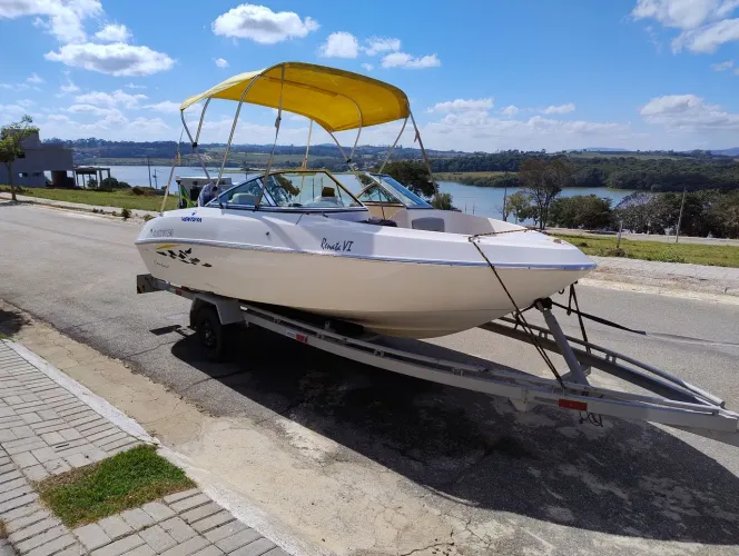 Lancha Ventura 175/180 com 90HP injetado com manual.