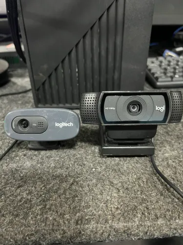 Logitech Câmera Webcam C270 e C920