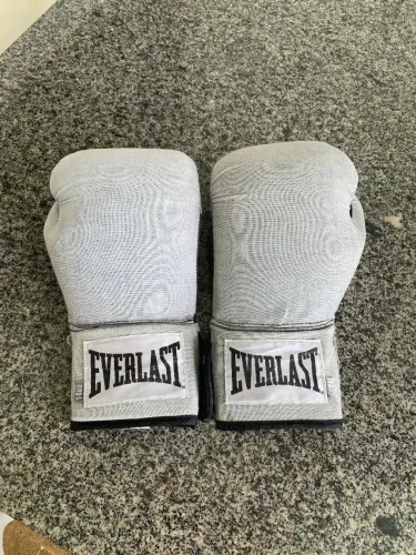Luvas de Luta da Everlast - Boxe/Muay-Thai