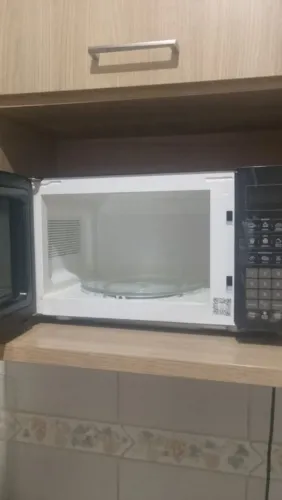 Microondas preto mundial 
