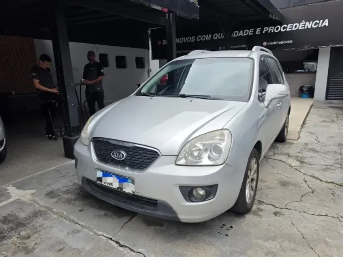 Kia Motors Carens EX 2.0 16V Aut. 2011