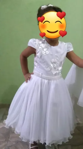 Vestido para festa branco tamanho 6, com acessórios 
