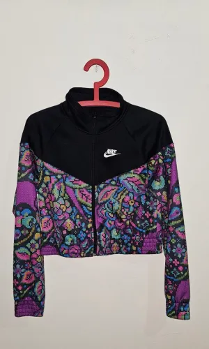 Blusa Nike sportswear feminina - seminova