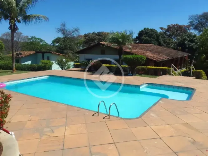 Fazenda com Porteira Fechada A apenas 5 minutos do centro de Sete Lagoas/MG codigo: 26883