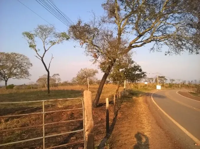 Vendo terreno em Mateus Leme/MG 