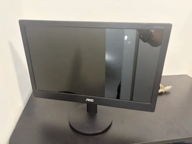 Monitor Portátil AOC 15,6