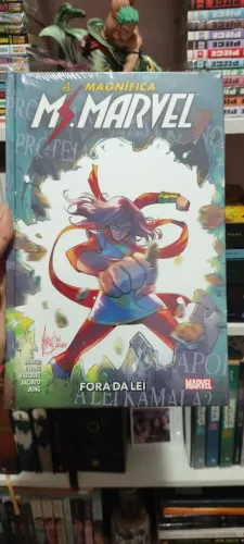 A magnifica mis Marvel: Fora da Lei