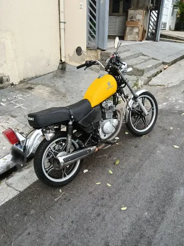 Intruder 125 