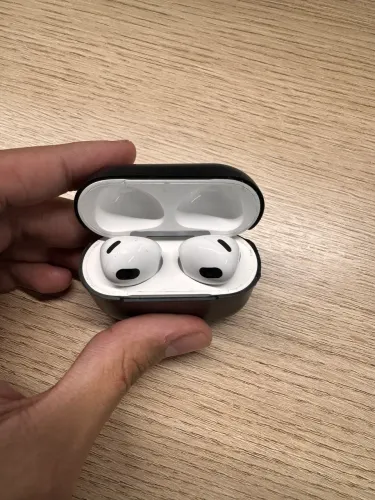 AirPods do João