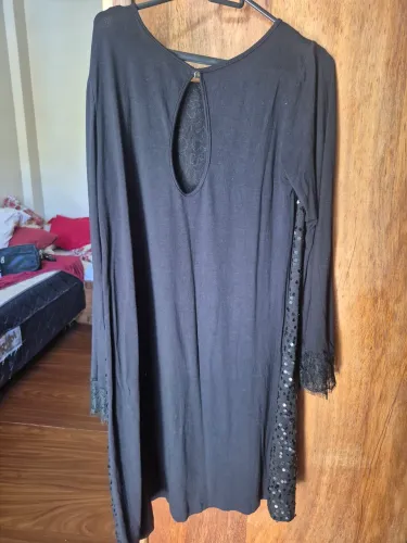 Vendo vestido noite