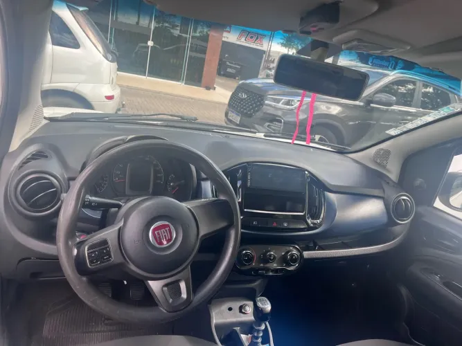 Fiat Uno Attractive 1.0 EVO Fire Flex 8V 5P 2016