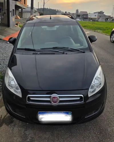 Fiat Idea Attractive 1.4 Fire Flex 8V 5P 2014